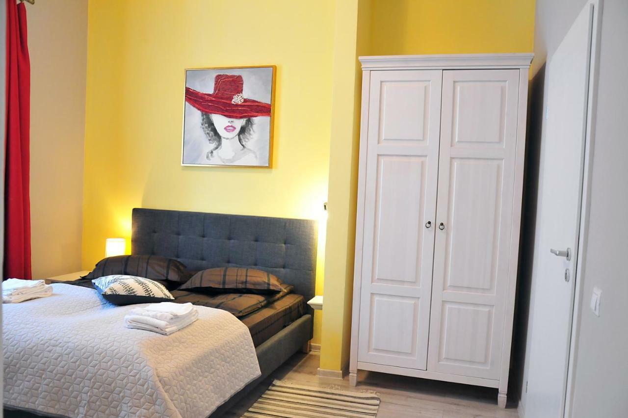 Ronis Apartments Sibiu Exteriör bild