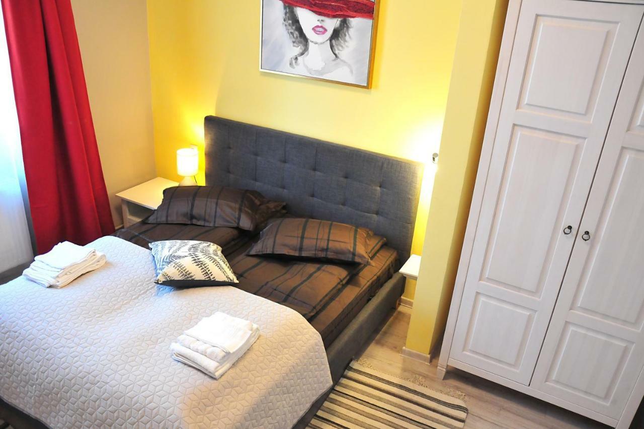 Ronis Apartments Sibiu Exteriör bild
